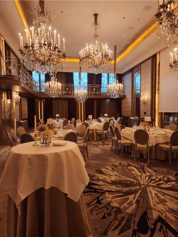 Vente aux enchères soirée de Gala Plaza